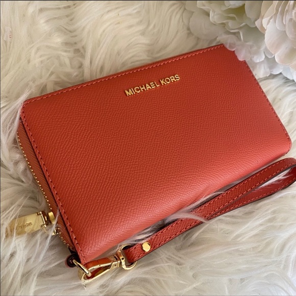 Michael Kors jet set voyager shoulder tote &wallet - Picture 14 of 15